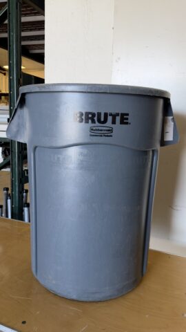 Garbage can