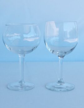 Red wine glasses