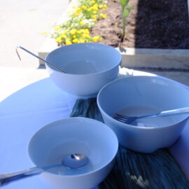 Serving bowls