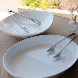 Serving bowls, oval